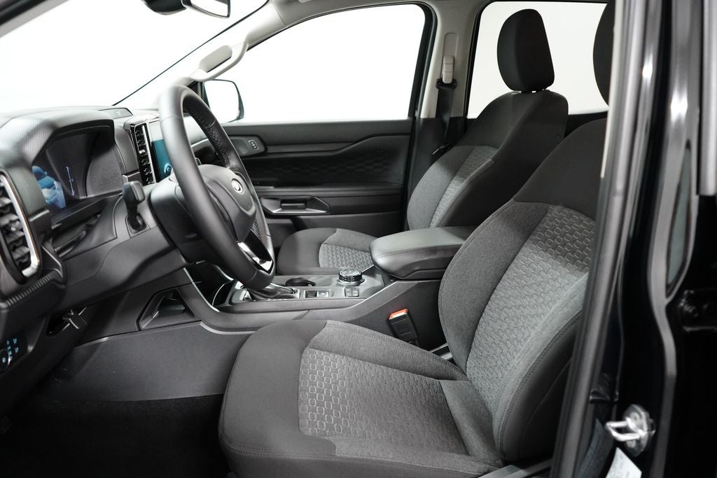 2025 Ford Ranger XLT - Photo 13
