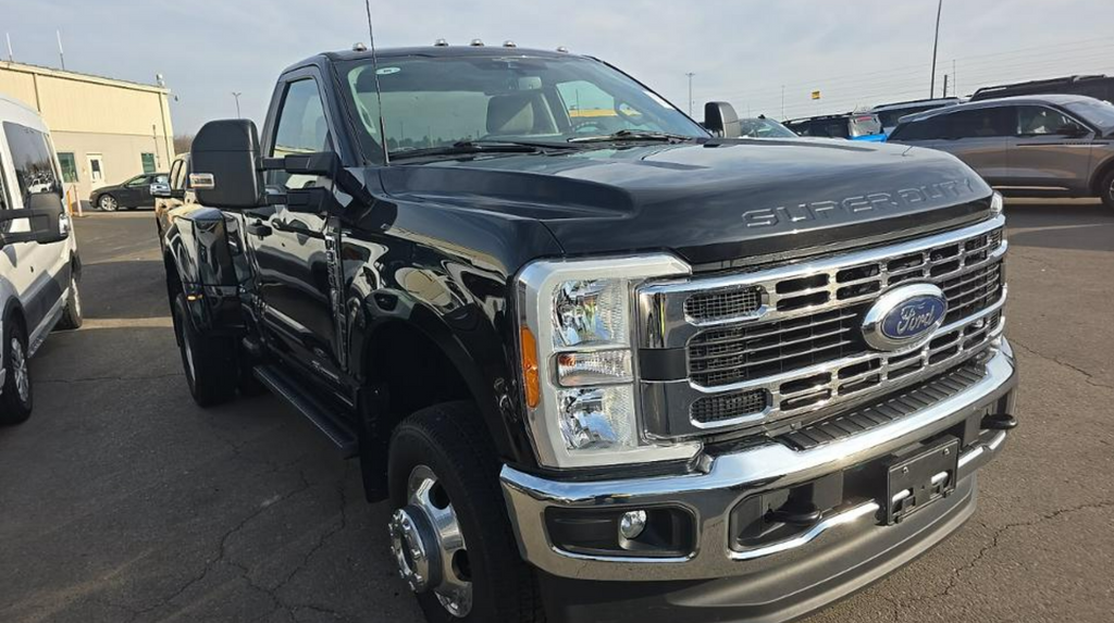 2023 Ford F-350SD XLT