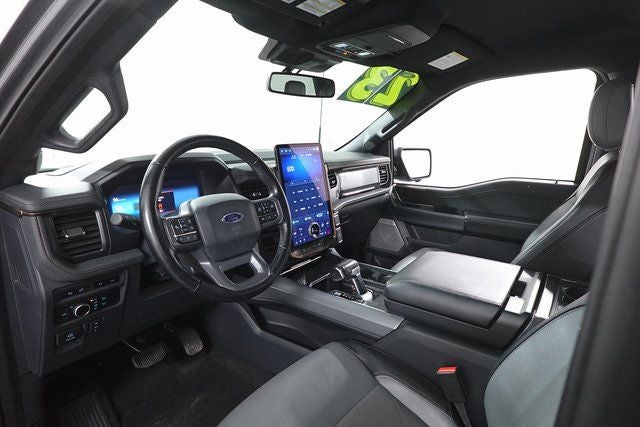 2023 Ford F-150 Lightning Lariat