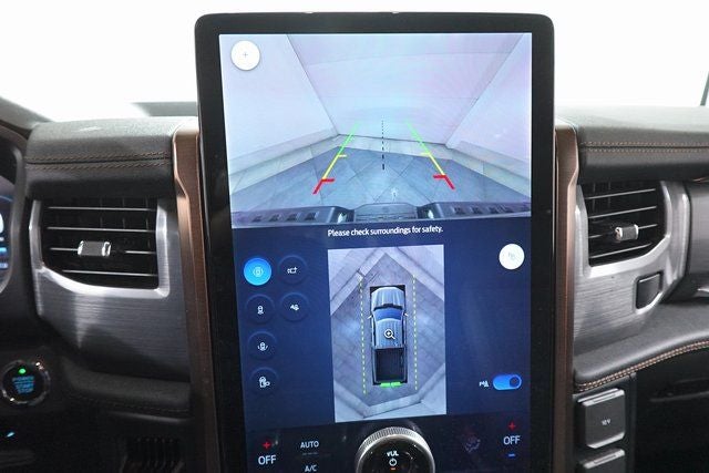 2023 Ford F-150 Lightning Lariat