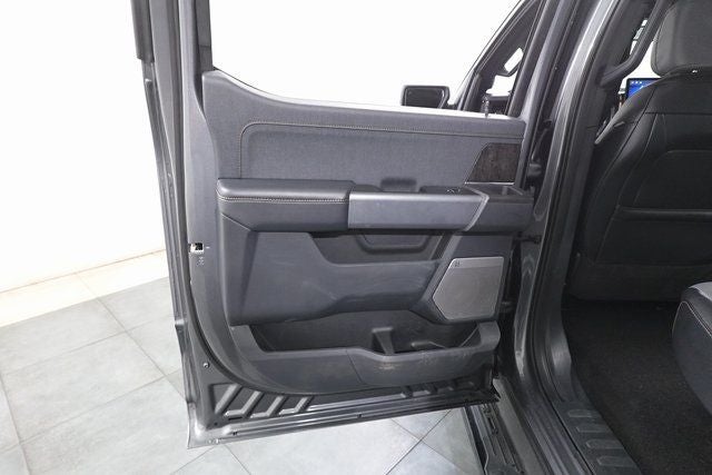 2023 Ford F-150 Lightning Lariat