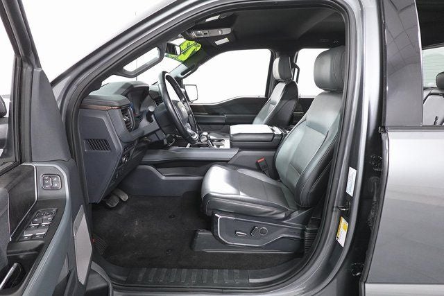 2023 Ford F-150 Lightning Lariat