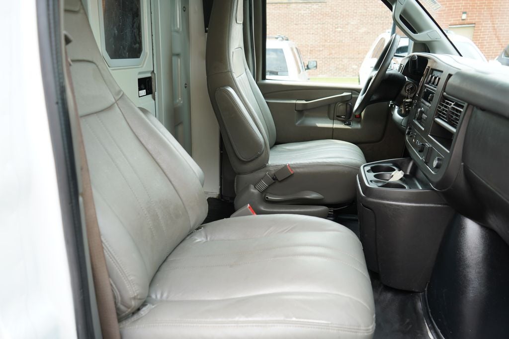 2020 Chevrolet Express 3500 Work Van Cutaway
