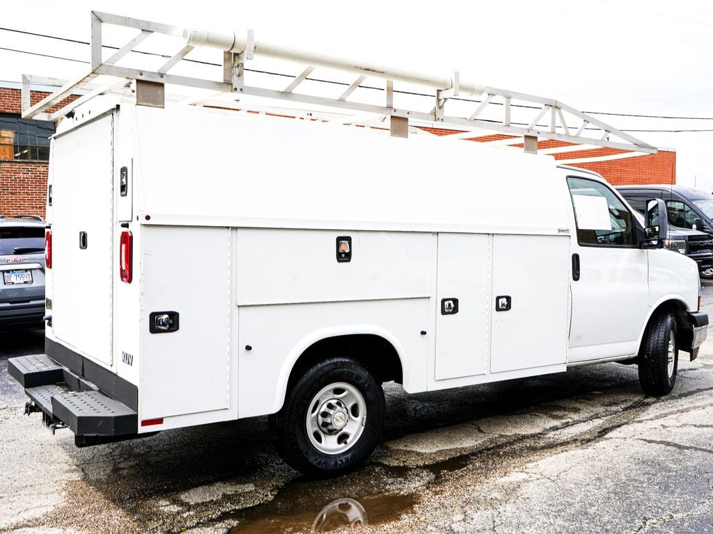 2020 Chevrolet Express 3500 Work Van Cutaway