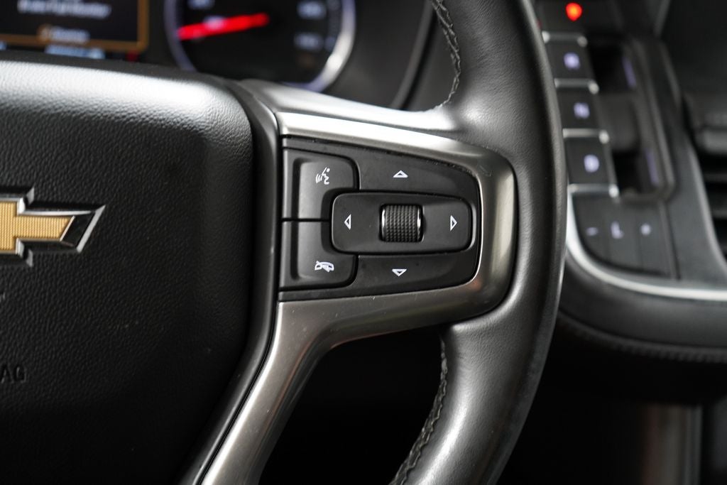 2023 Chevrolet Suburban LS