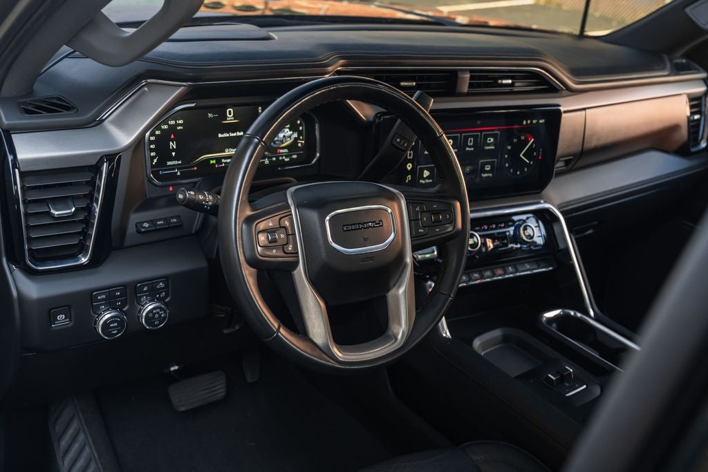 2025 GMC Sierra 2500HD Denali