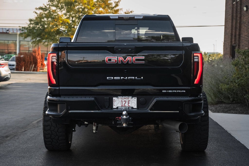 2025 GMC Sierra 2500HD Denali