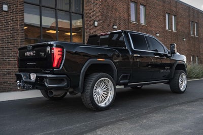 2025 GMC Sierra 2500HD Denali