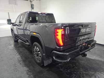 2025 GMC Sierra 2500HD Denali Ultimate