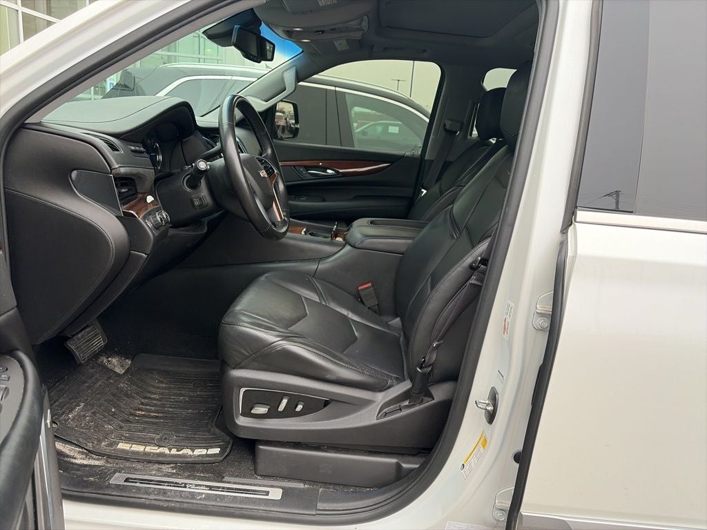 2016 Cadillac Escalade Premium