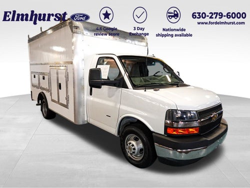 2022 Chevrolet Express 3500 Work Van Cutaway