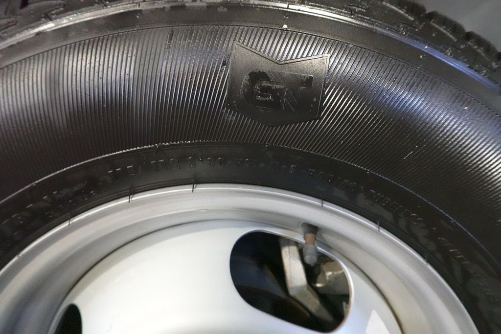 2022 Chevrolet Express 3500 Work Van Cutaway