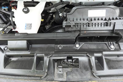 2022 Chevrolet Express 3500 Work Van Cutaway