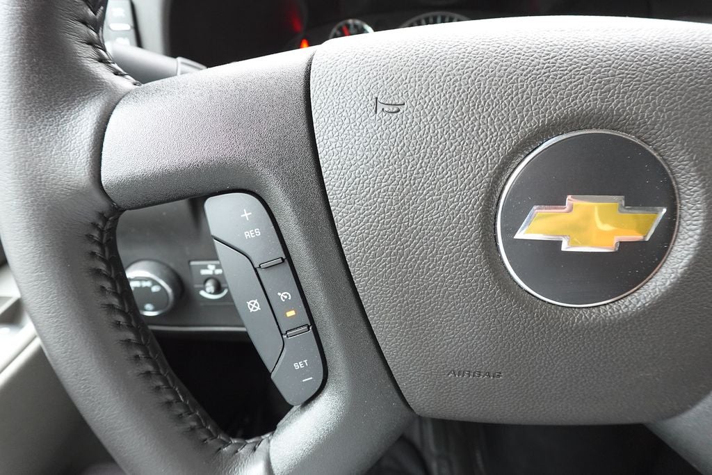 2022 Chevrolet Express 3500 Work Van Cutaway