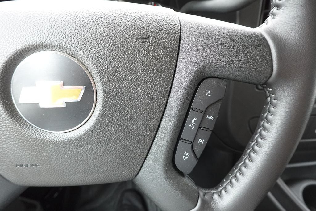 2022 Chevrolet Express 3500 Work Van Cutaway
