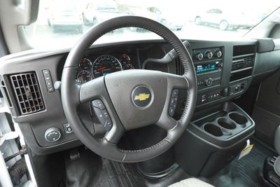 2022 Chevrolet Express 3500 Work Van Cutaway