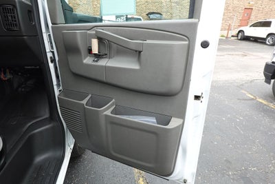 2022 Chevrolet Express 3500 Work Van Cutaway