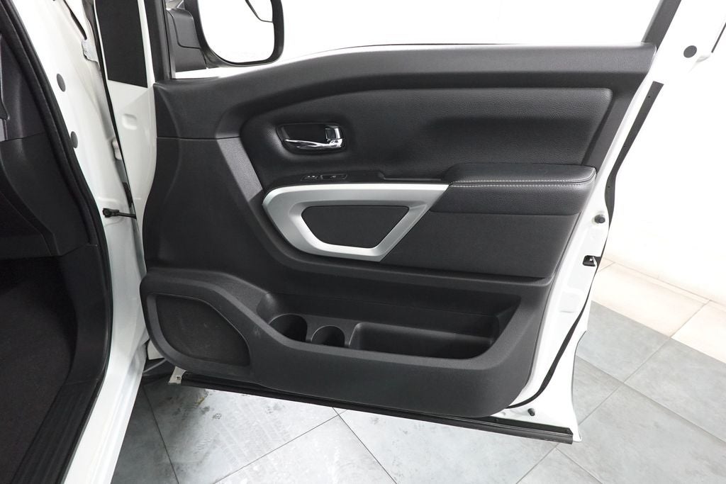 2017 Nissan Titan PRO-4X
