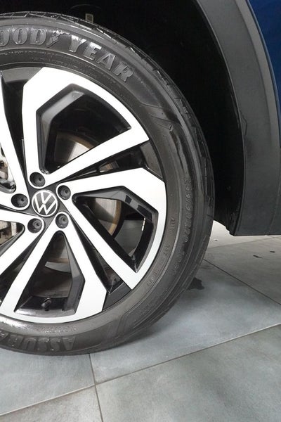 2022 Volkswagen Atlas Cross Sport 2.0T SEL