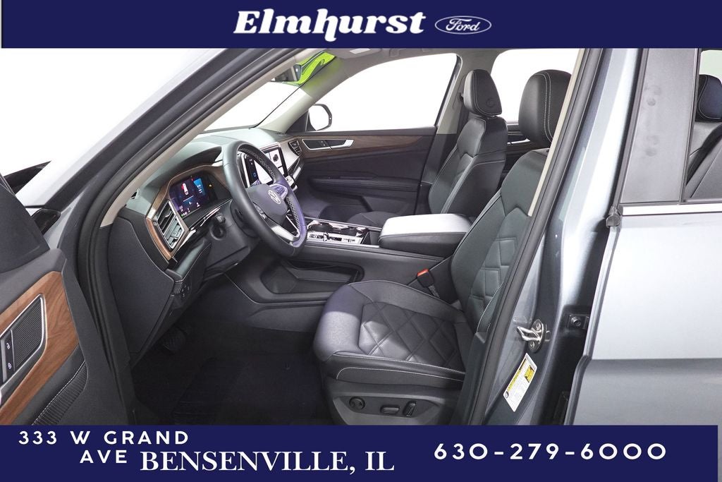 2025 Volkswagen Atlas 2.0T SE w/Technology