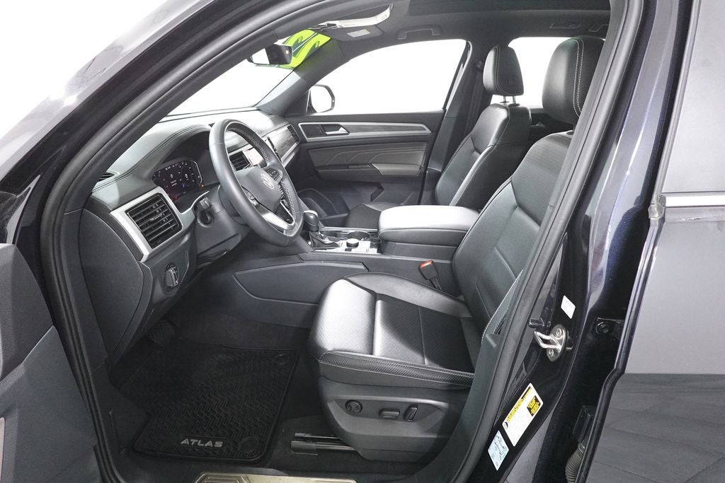 2022 Volkswagen Atlas Cross Sport 2.0T SE w/Technology