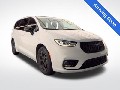 2023 Chrysler Pacifica Hybrid Limited