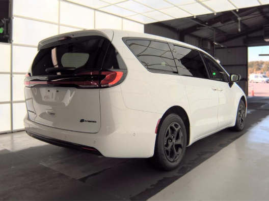 2023 Chrysler Pacifica Hybrid Limited