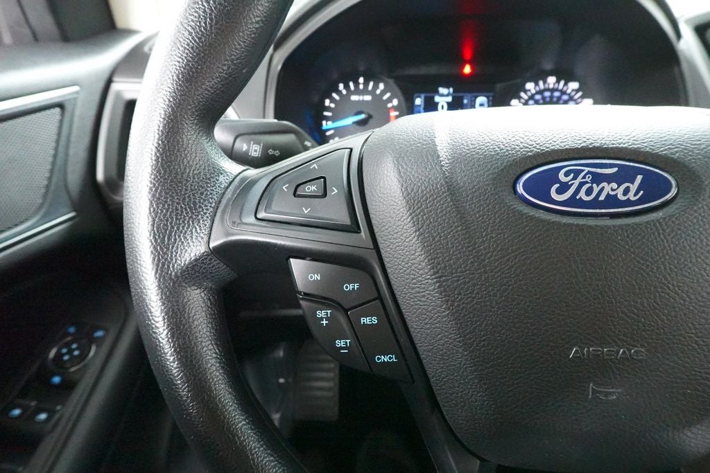 2020 Ford Edge SE