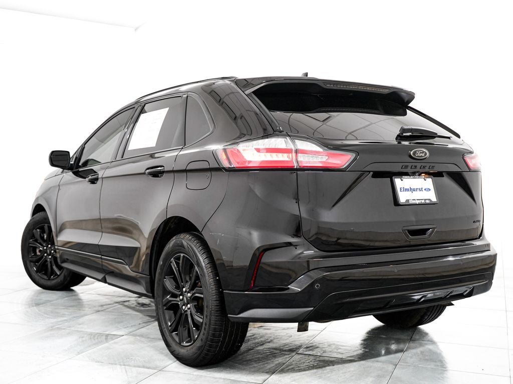 2022 Ford Edge SE