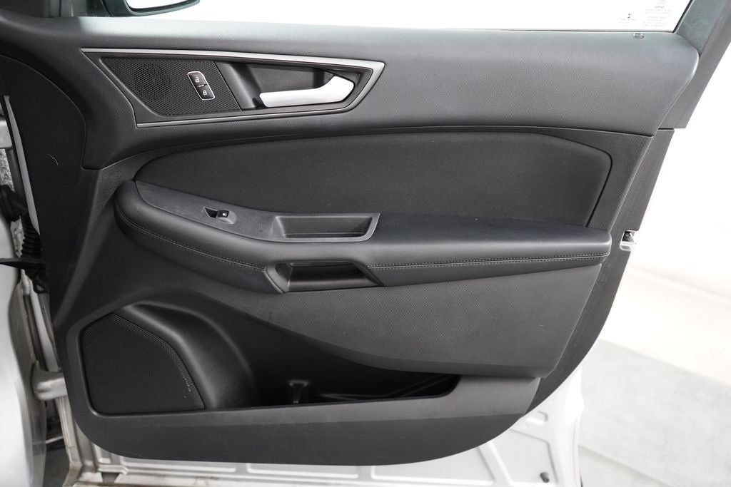 2016 Ford Edge SE