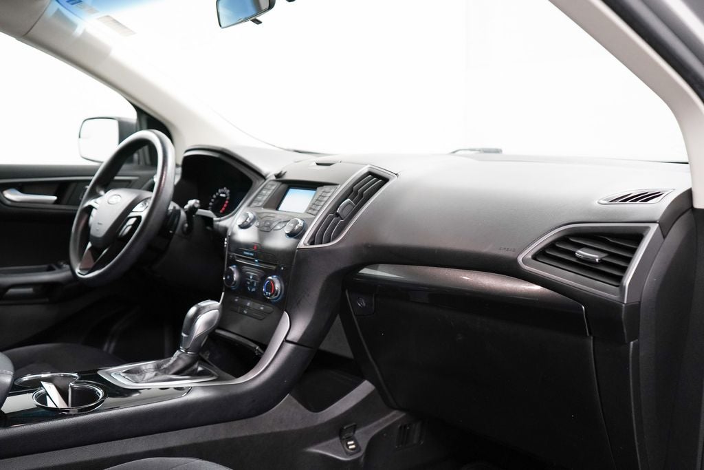 2016 Ford Edge SE