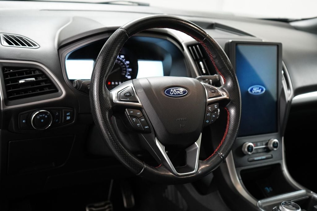 2022 Ford Edge ST Line