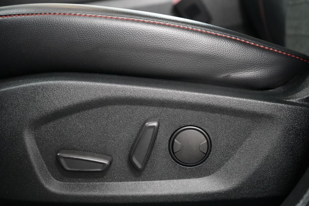 2022 Ford Edge ST Line