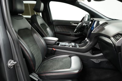 2022 Ford Edge ST Line