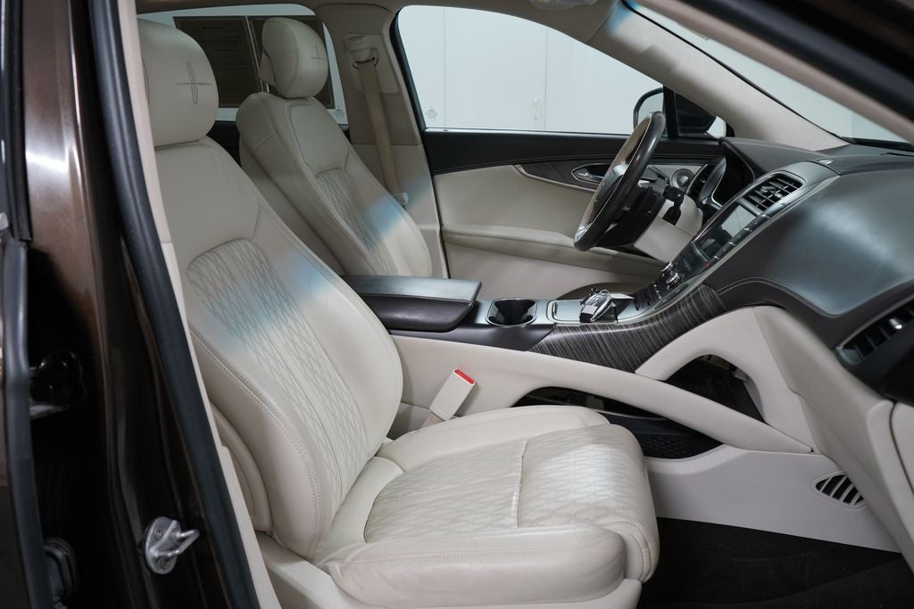 2019 Lincoln Nautilus Black Label