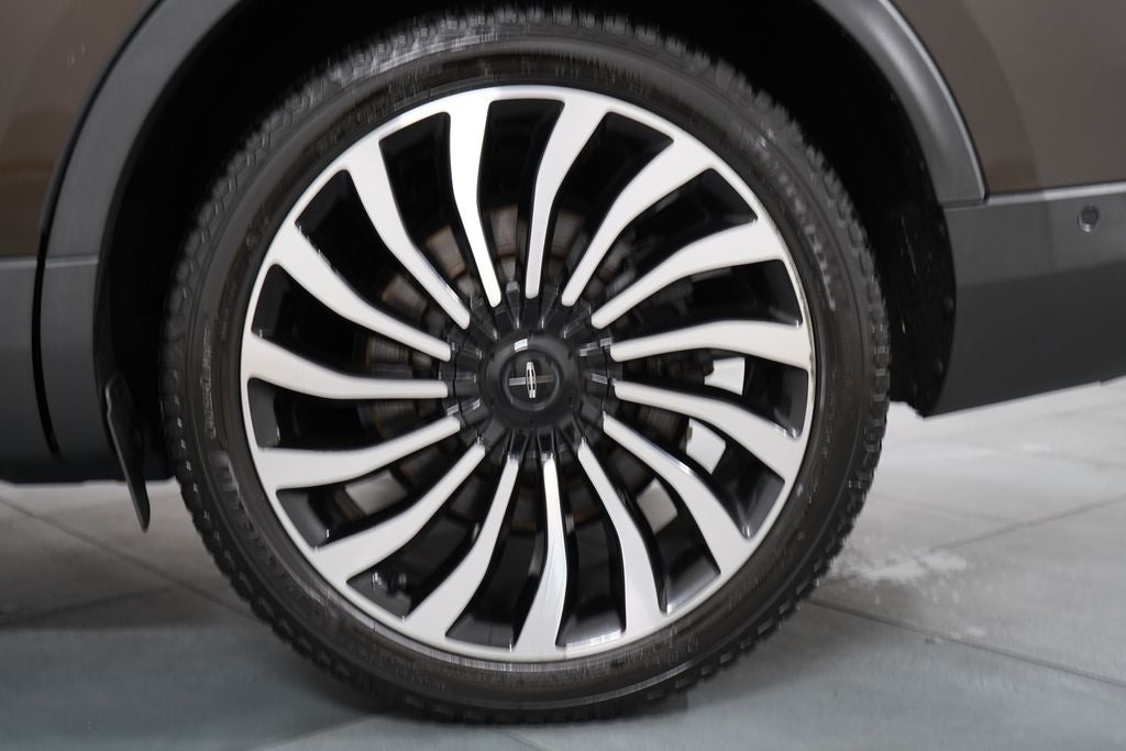 2019 Lincoln Nautilus Black Label