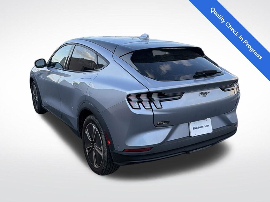 2022 Ford Mustang Mach-E Select