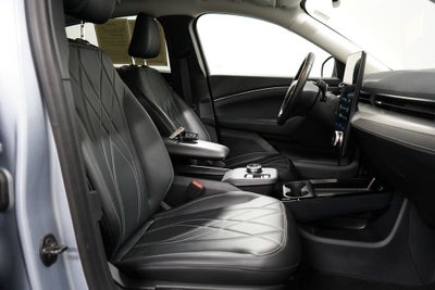 2022 Ford Mustang Mach-E Select
