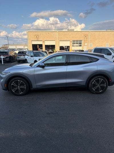 2022 Ford Mustang Mach-E Select