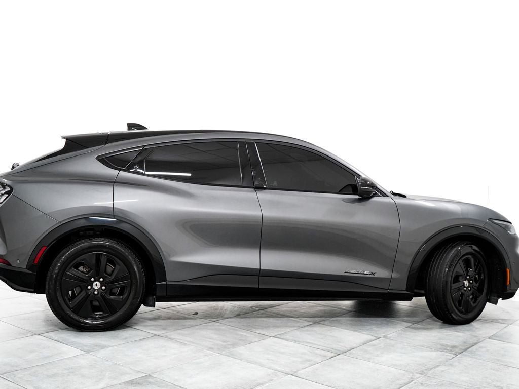 2023 Ford Mustang Mach-E California Route 1