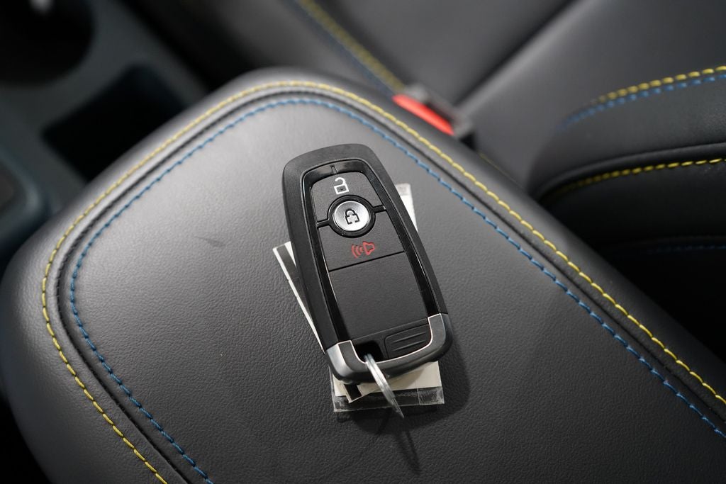 2026 Ford Maverick Lobo Standard