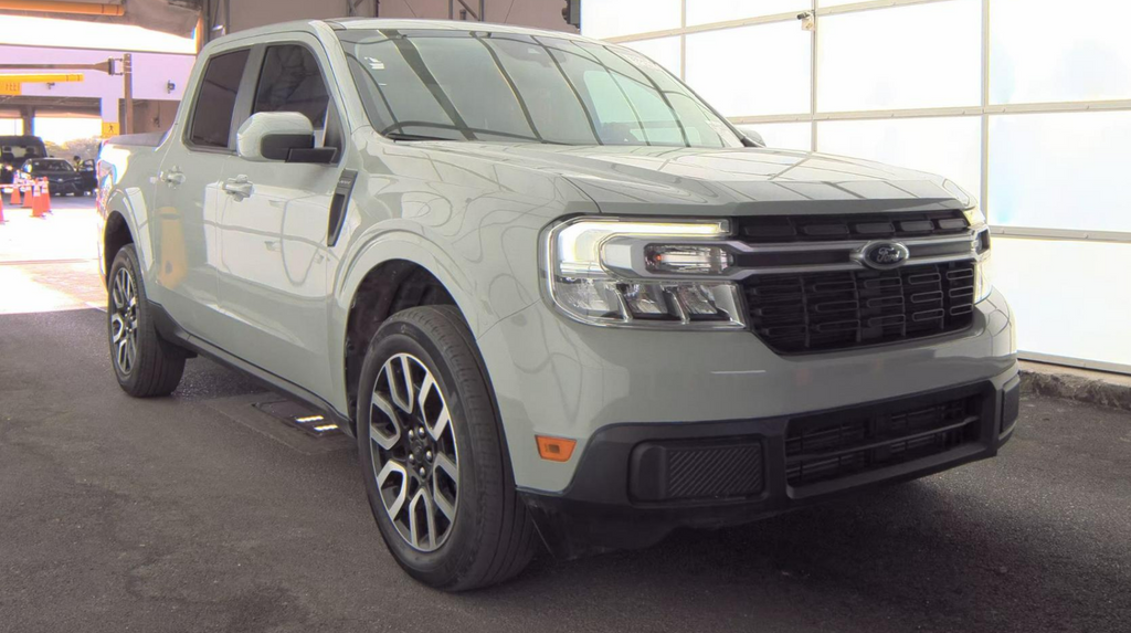 2023 Ford Maverick Lariat