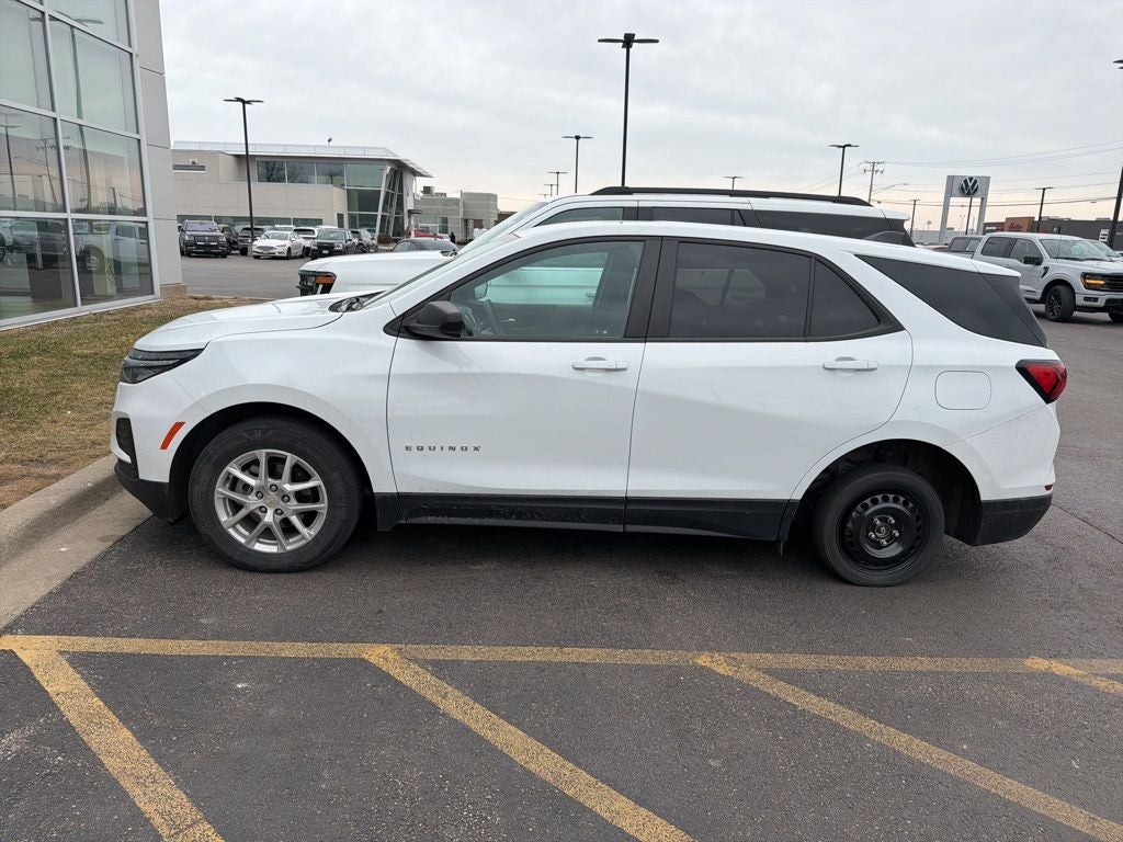 2022 Chevrolet Equinox LS