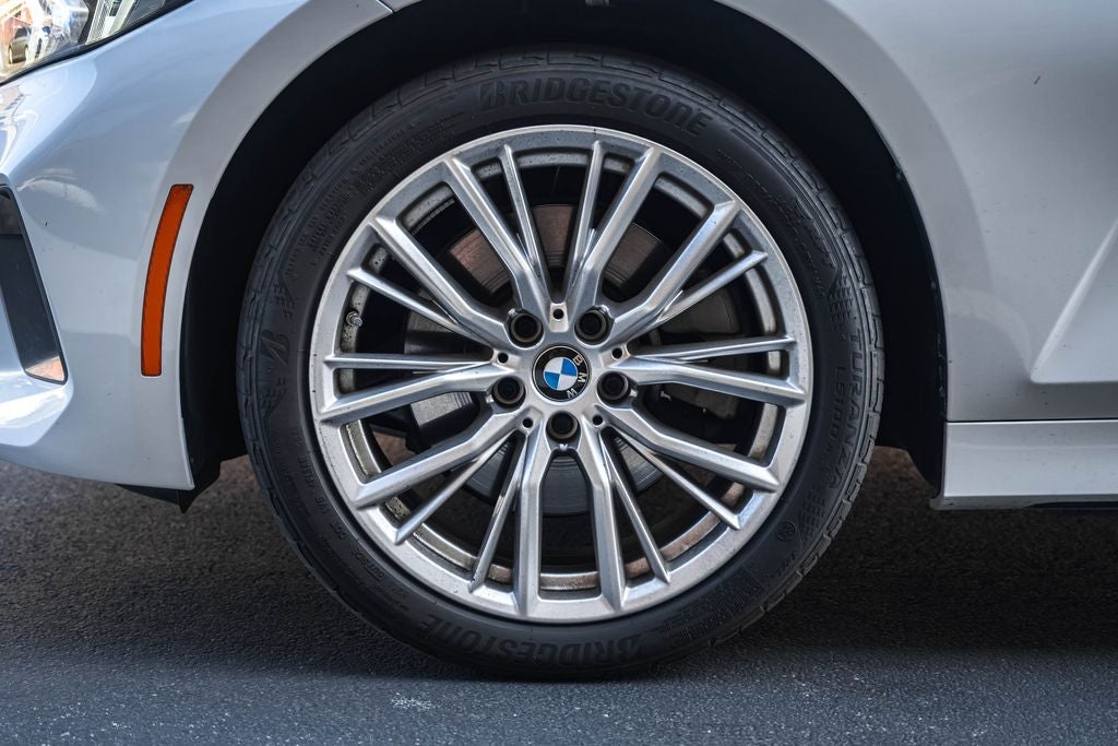 2024 BMW 3 Series 330i xDrive