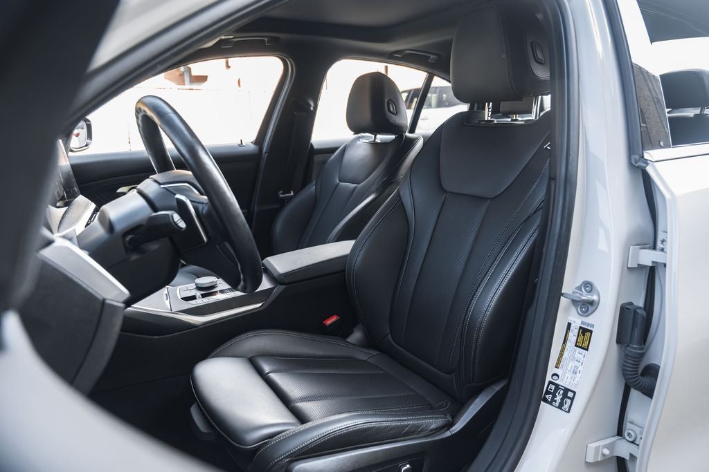 2024 BMW 3 Series 330i xDrive