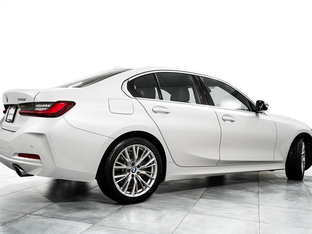 2024 BMW 3 Series 330i xDrive
