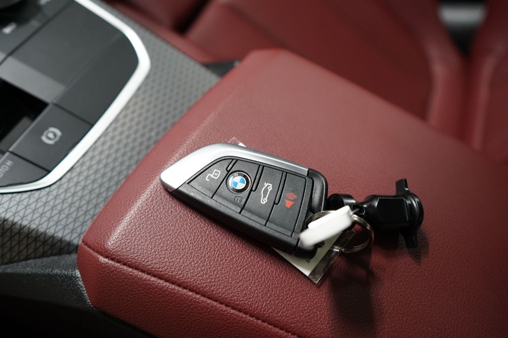 2023 BMW 3 Series 330i xDrive