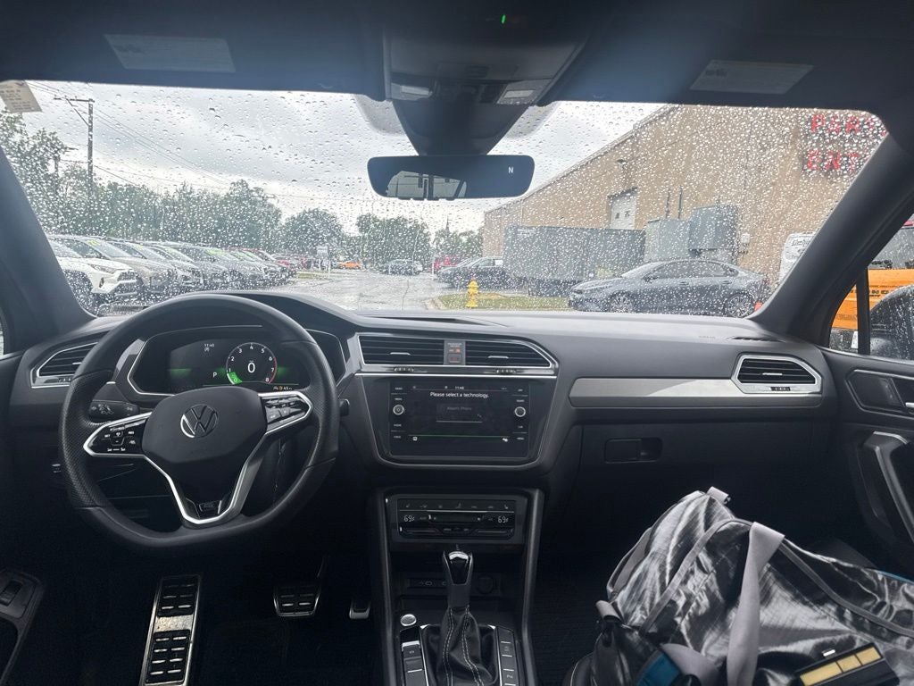 2024 Volkswagen Tiguan 2.0T SE R-Line Black