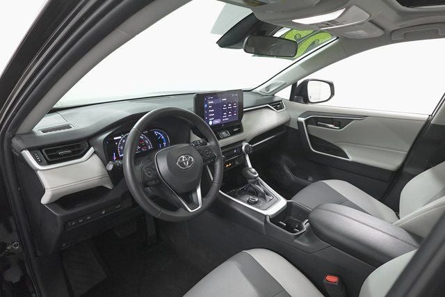 2023 Toyota RAV4 Hybrid XLE Premium