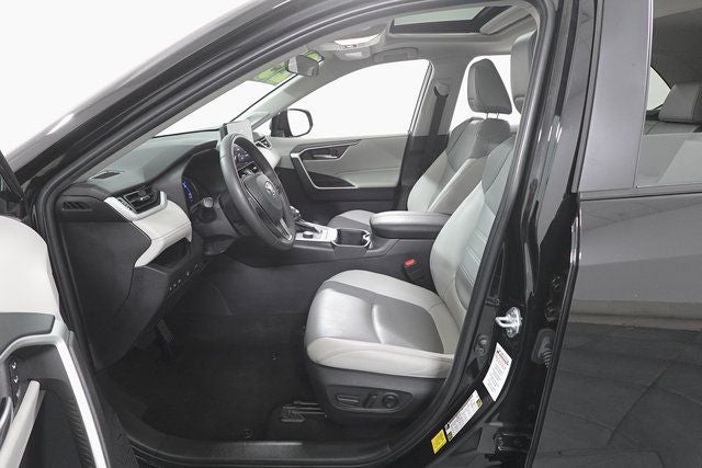 2023 Toyota RAV4 Hybrid XLE Premium